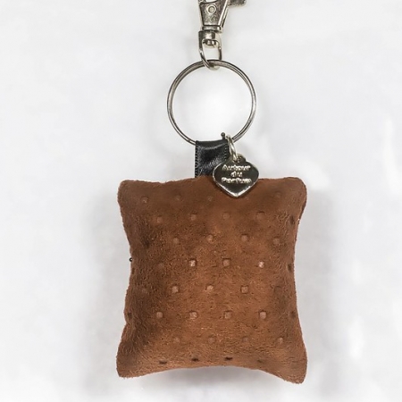 Scented Pillow Key Ring Fève tonka
