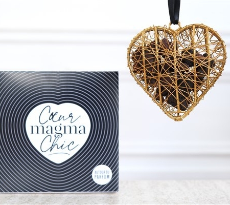 Magma Chic Big Heart in Gold Wire